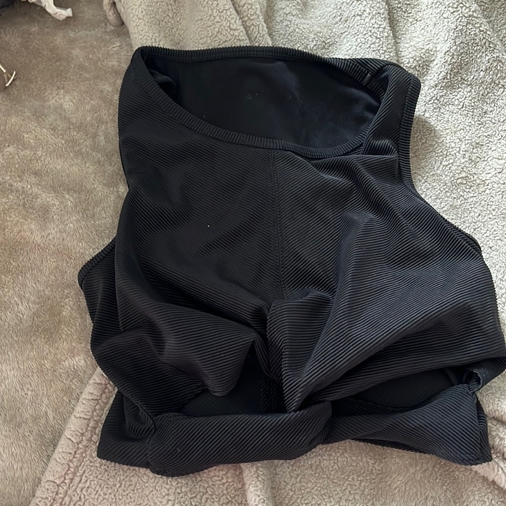 Alo workout top small